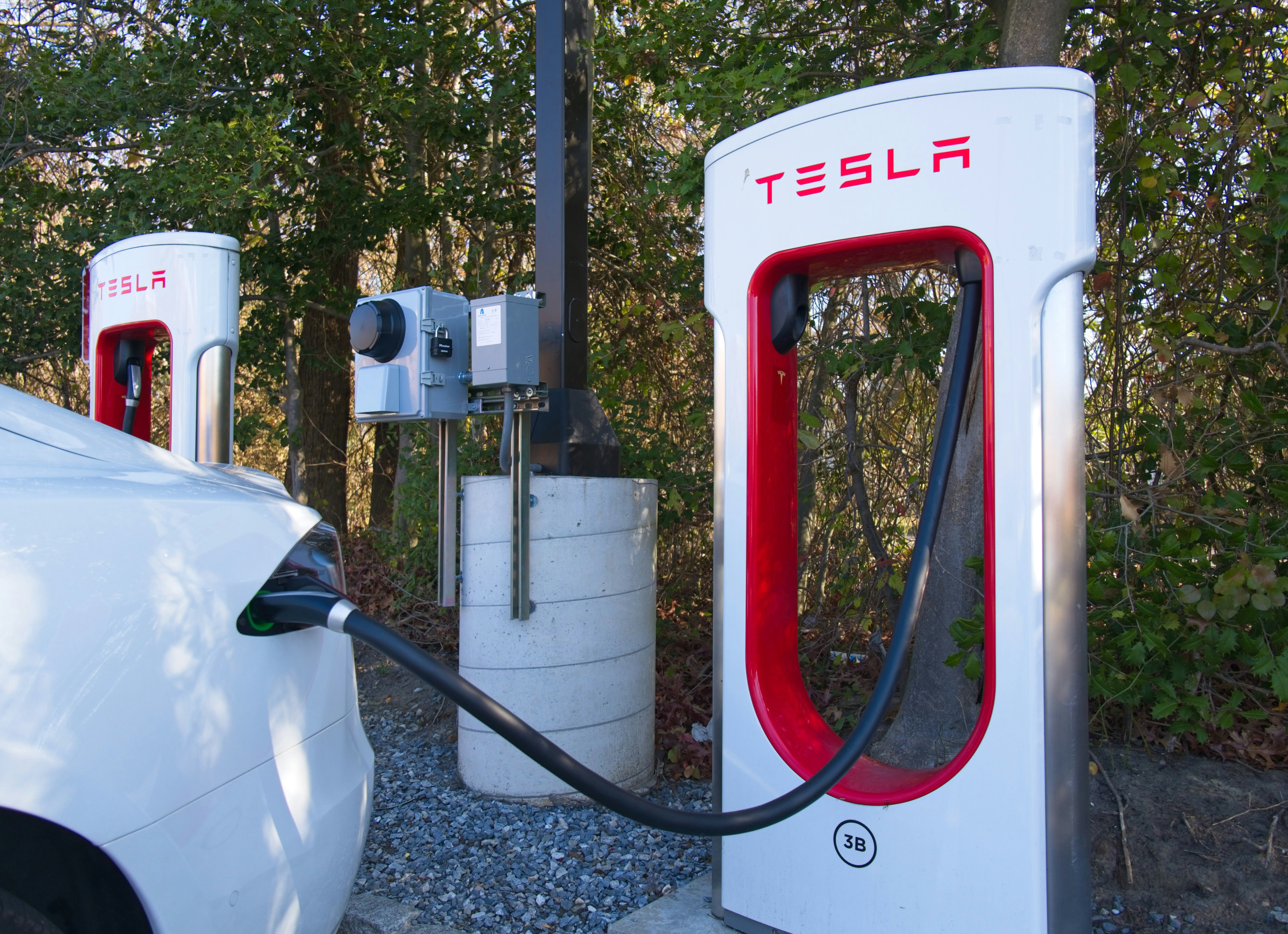 hybrid car charging station ireland