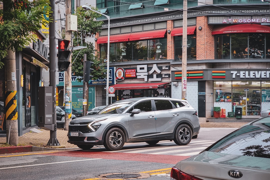 kia sportage suv