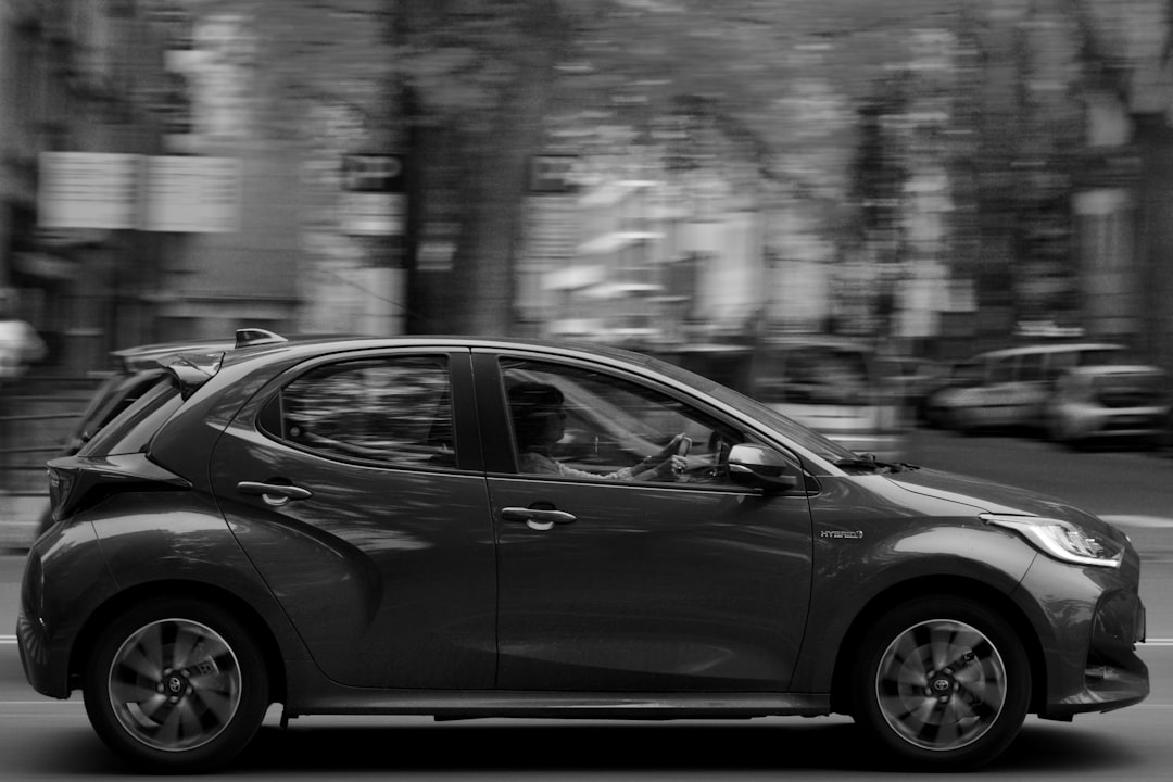 toyota yaris cross hybrid fuel efficiency