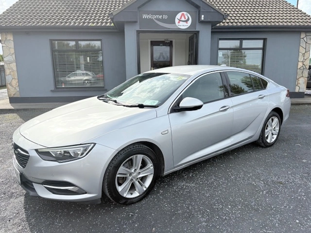 2018 OPEL INSIGNIA