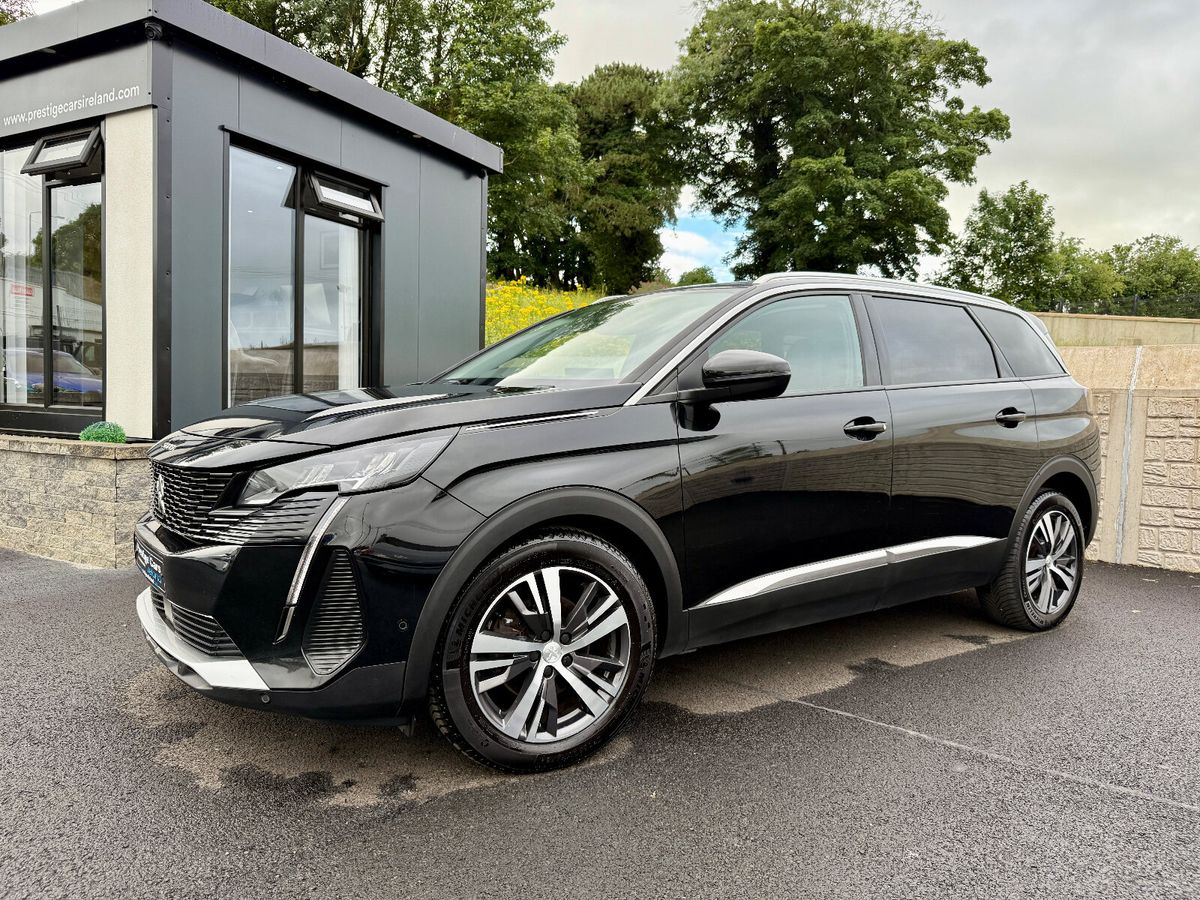 2021 Peugeot 5008 Allure