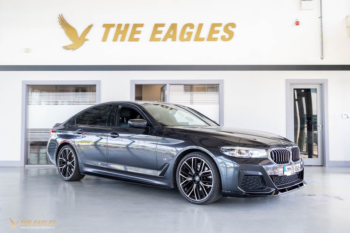 2022 Bmw 5-Series M Sport