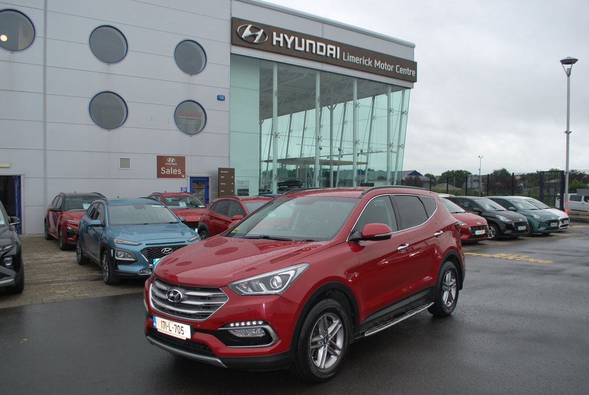 2017 Hyundai Santa Fe Executive