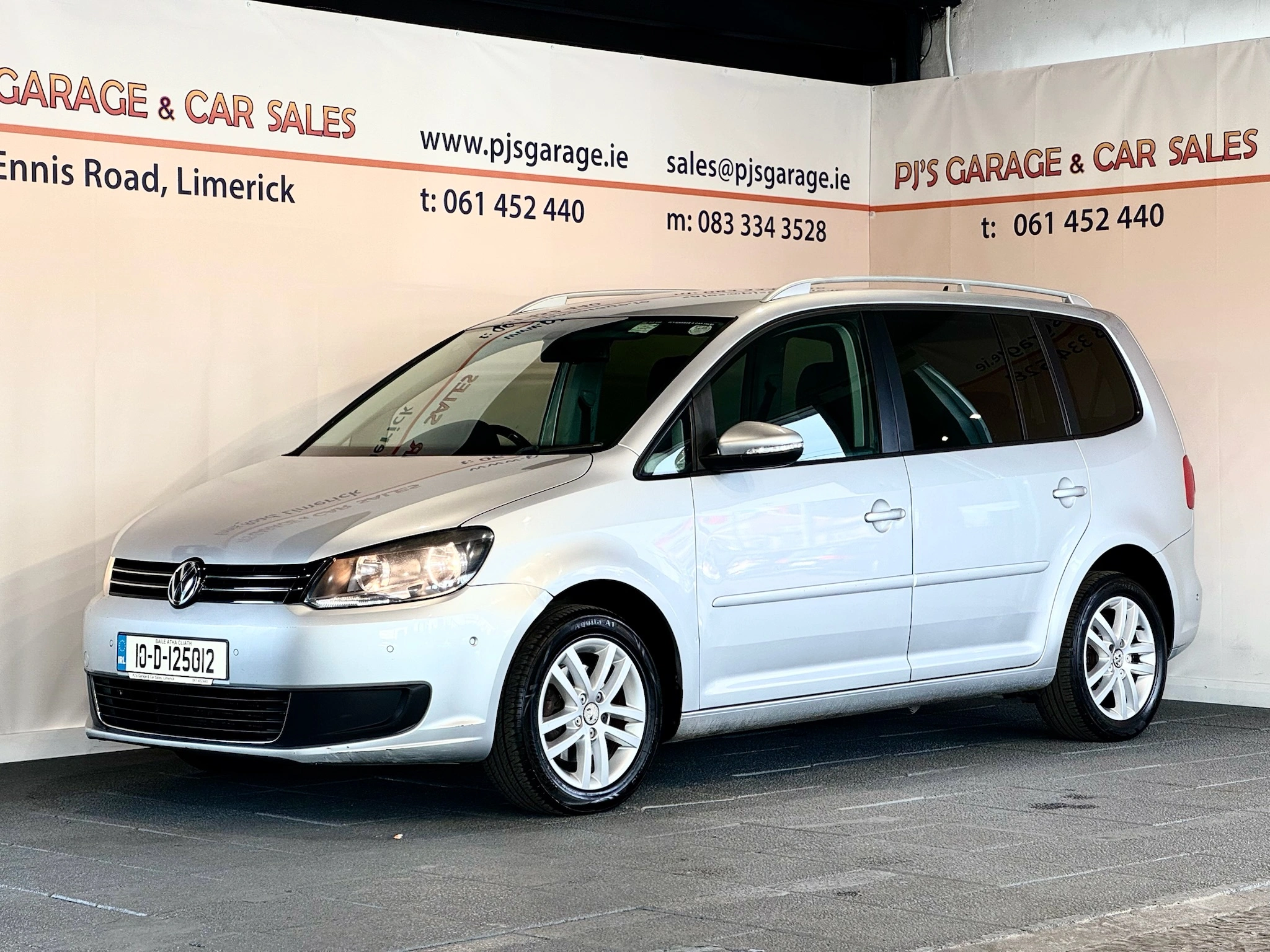 2010 VOLKSWAGEN TOURAN