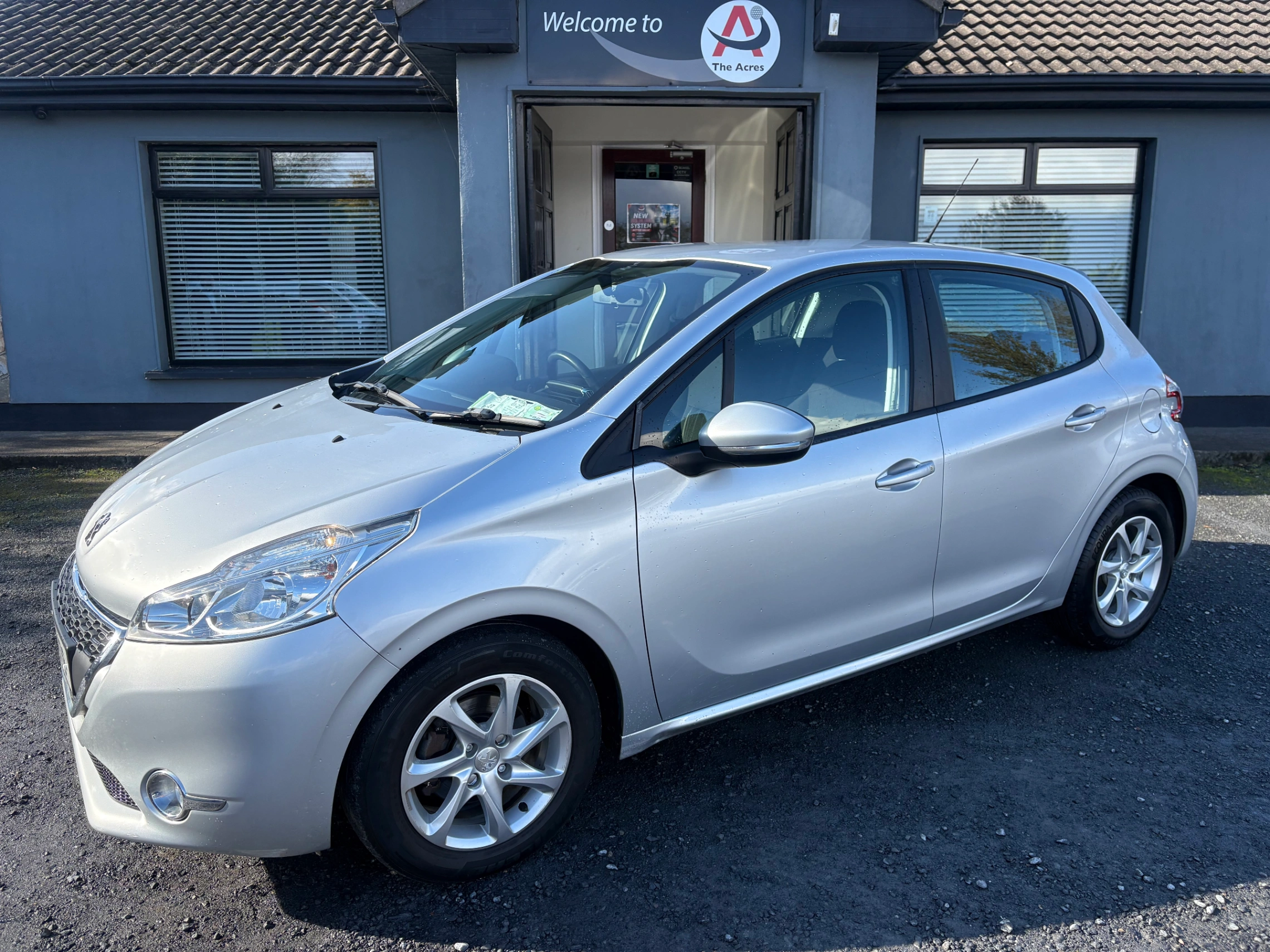 2015 Peugeot 208